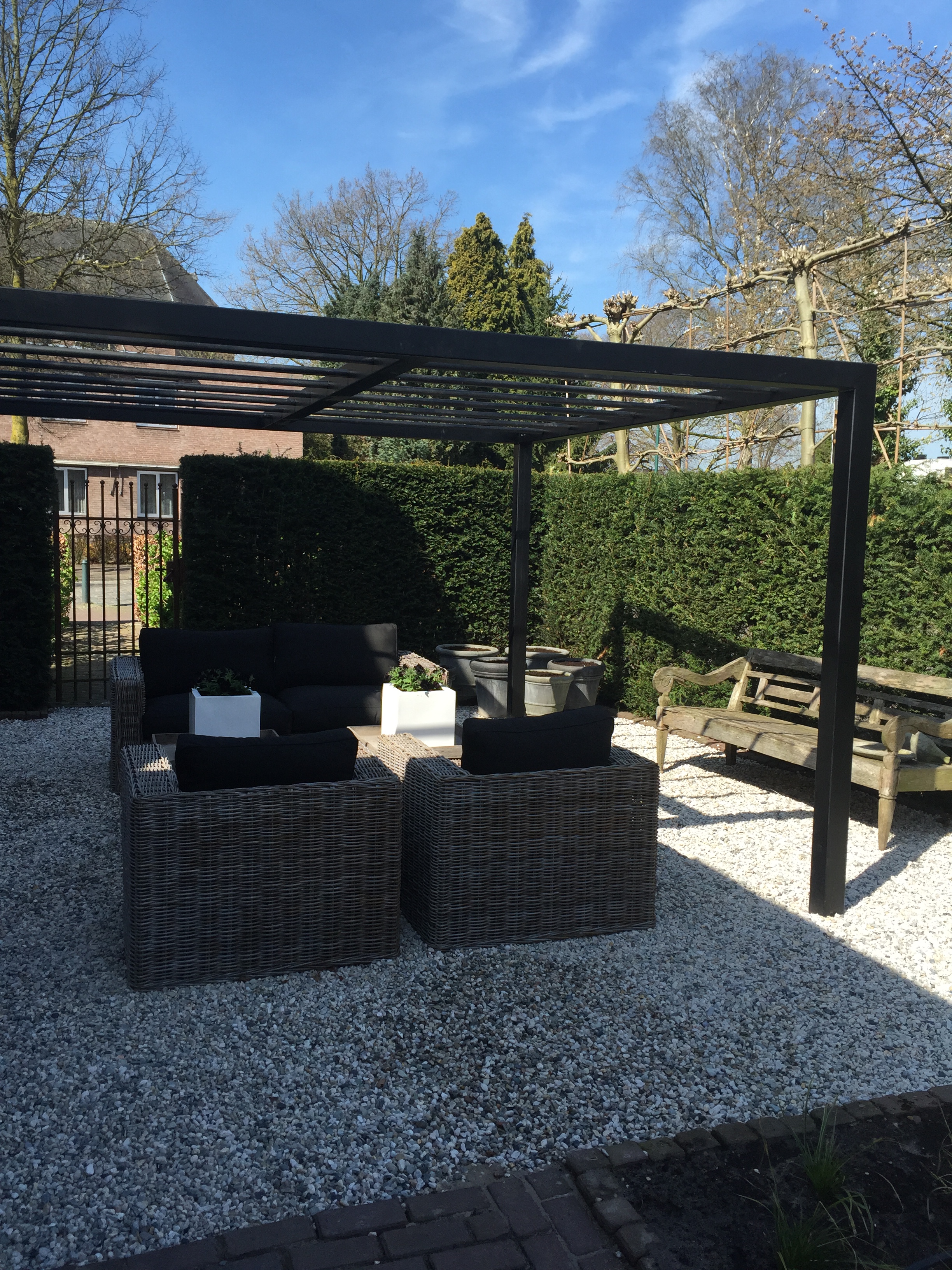 IJzeren pergola Van Hout &amp; Zo